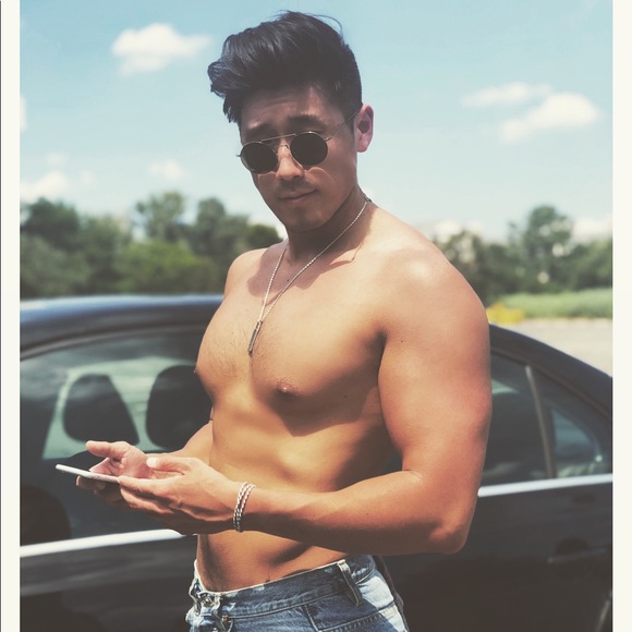 Meet your Posher, J! - Picture 2 of 6